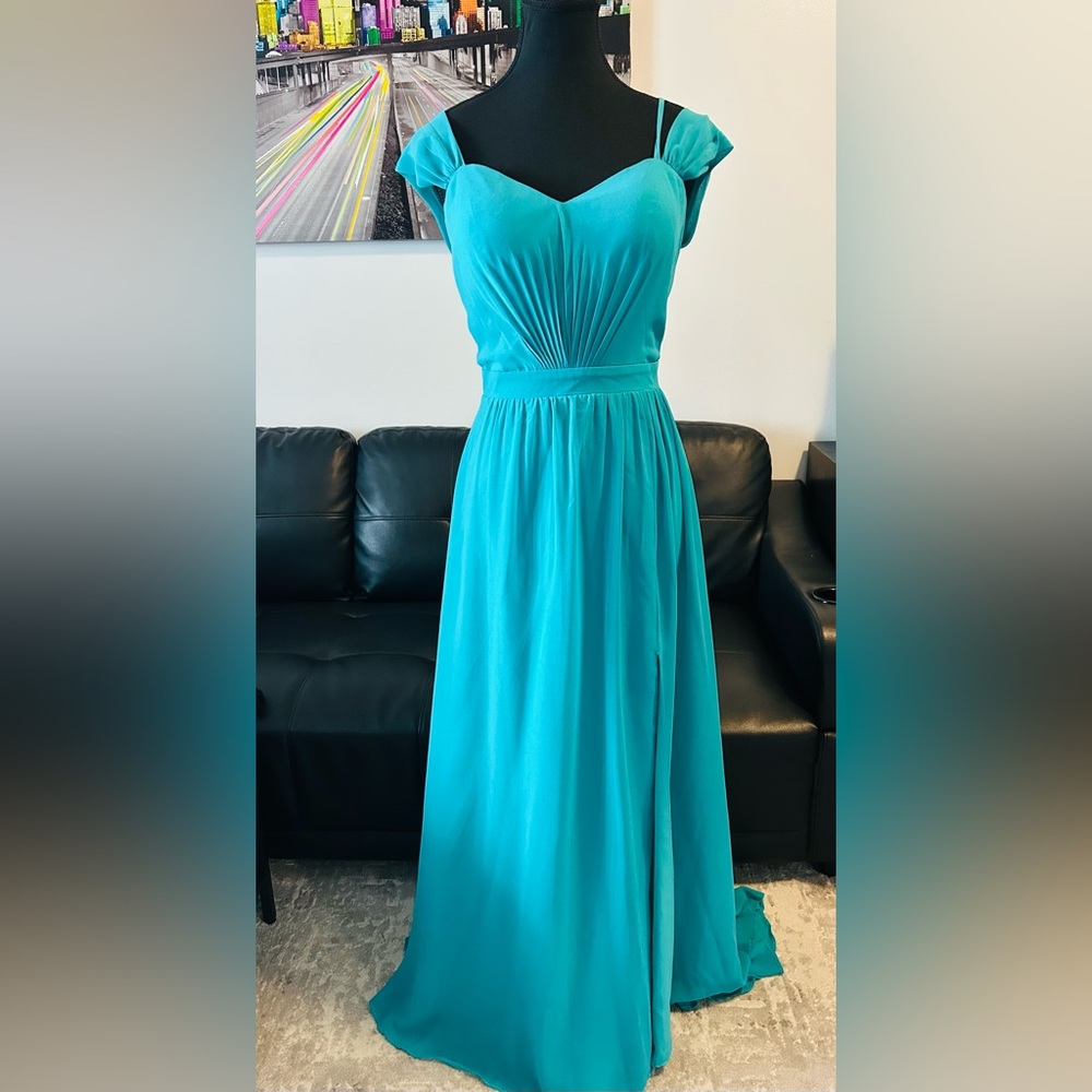 Elegant Teal Evening Gown